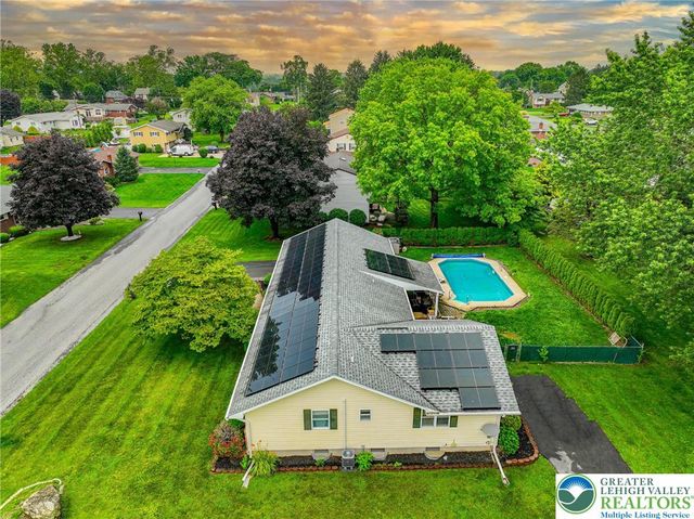 1502 2nd Street, Bethlehem City, PA 18020