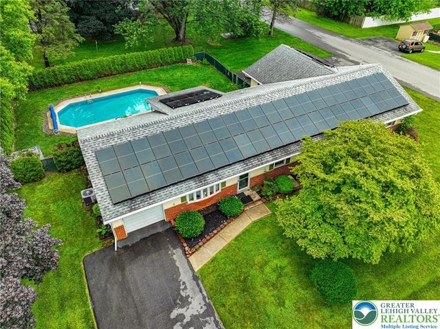 1502 2nd Street, Bethlehem City, PA 18020