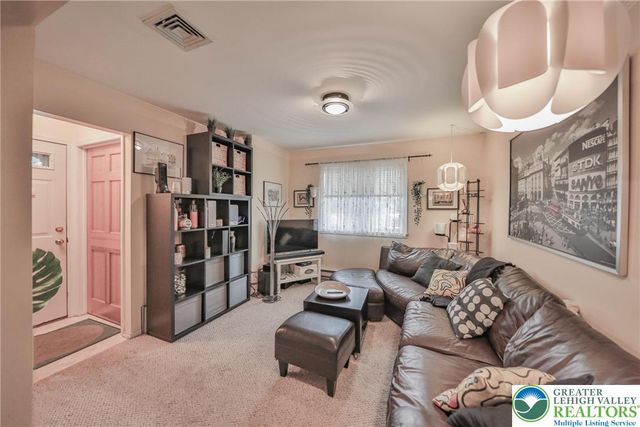 1502 2nd Street, Bethlehem City, PA 18020