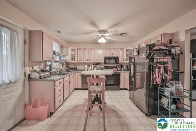 1502 2nd Street, Bethlehem City, PA 18020