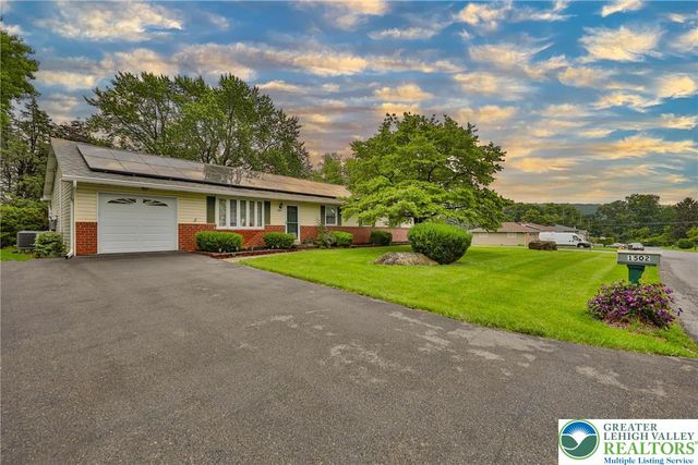 1502 2nd Street, Bethlehem City, PA 18020