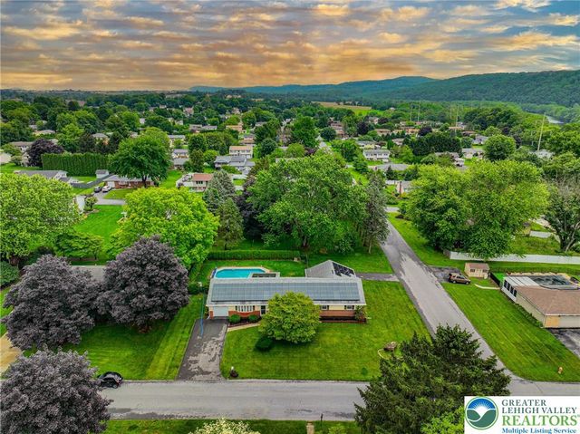 1502 2nd Street, Bethlehem City, PA 18020