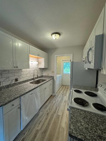 209 Cedar St Apt C4, Myrtle Beach, SC 29577