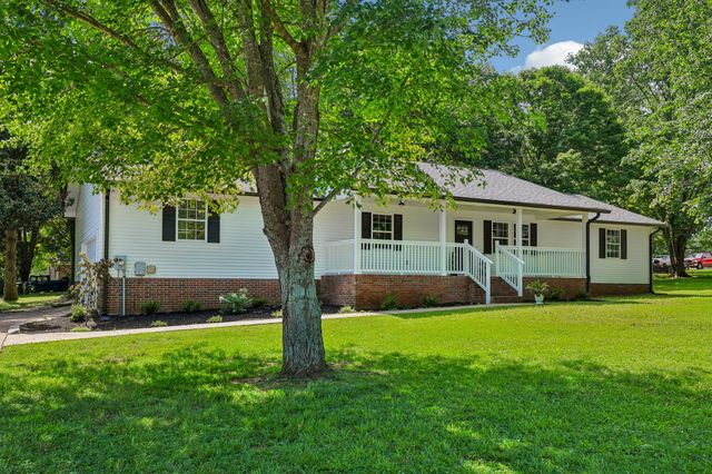 88 Meadow Ln, Winchester, TN 37398