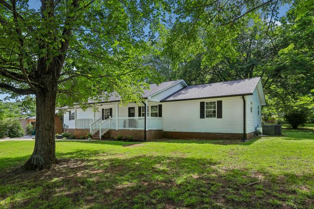88 Meadow Ln, Winchester, TN 37398