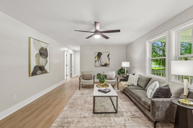 88 Meadow Ln, Winchester, TN 37398