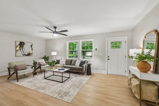 88 Meadow Ln, Winchester, TN 37398