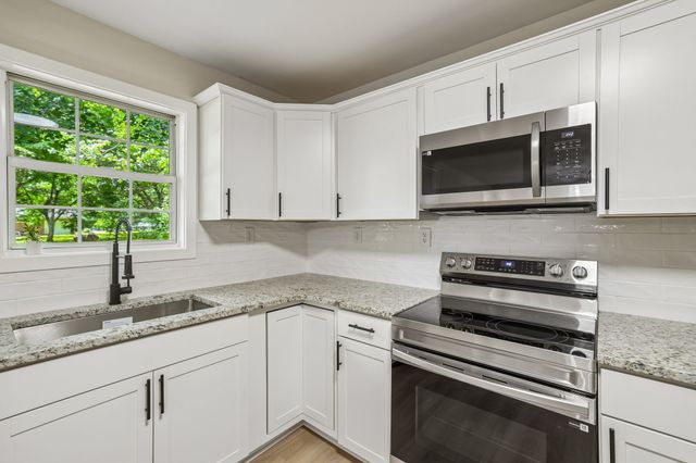 88 Meadow Ln, Winchester, TN 37398