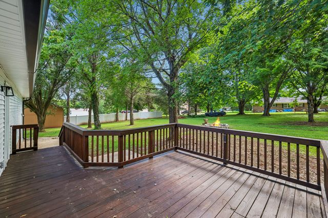 88 Meadow Ln, Winchester, TN 37398