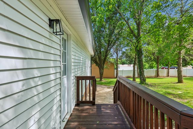 88 Meadow Ln, Winchester, TN 37398