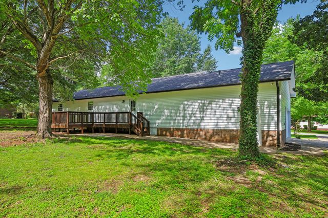 88 Meadow Ln, Winchester, TN 37398