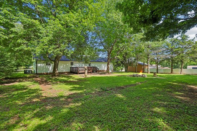 88 Meadow Ln, Winchester, TN 37398