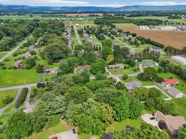 88 Meadow Ln, Winchester, TN 37398