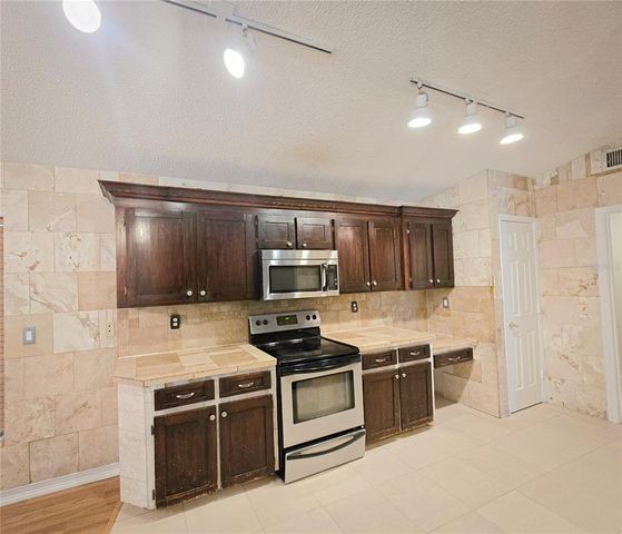 7284 PEBBLE PASS LOOP, Lakeland, FL 33810