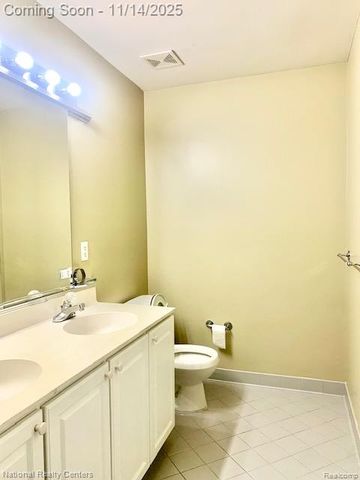 26412 Fieldstone Drive, Novi, MI 48374