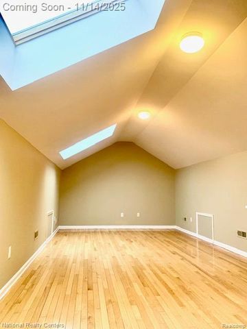 26412 Fieldstone Drive, Novi, MI 48374