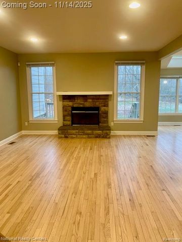 26412 Fieldstone Drive, Novi, MI 48374