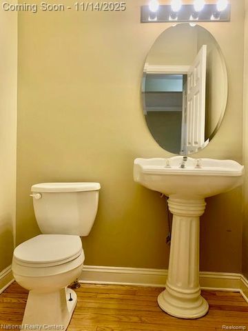 26412 Fieldstone Drive, Novi, MI 48374