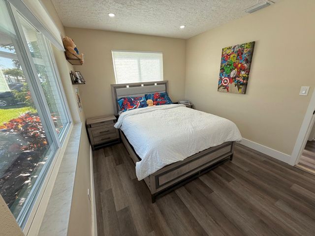 2712 NW 52nd Court, Tamarac, FL 33309