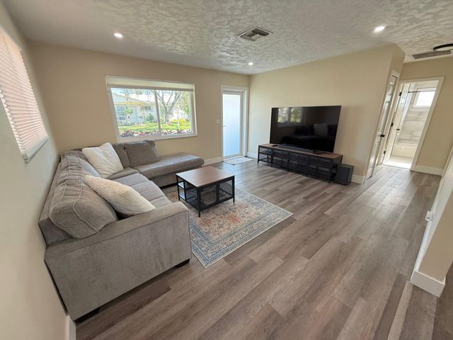 2712 NW 52nd Court, Tamarac, FL 33309