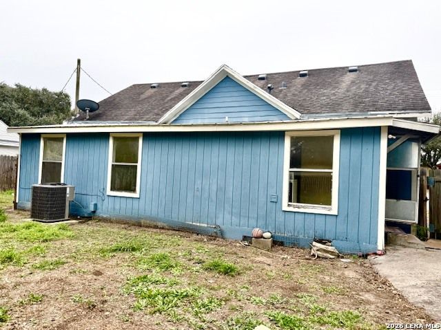 906 jefferson, Beeville, TX 78102