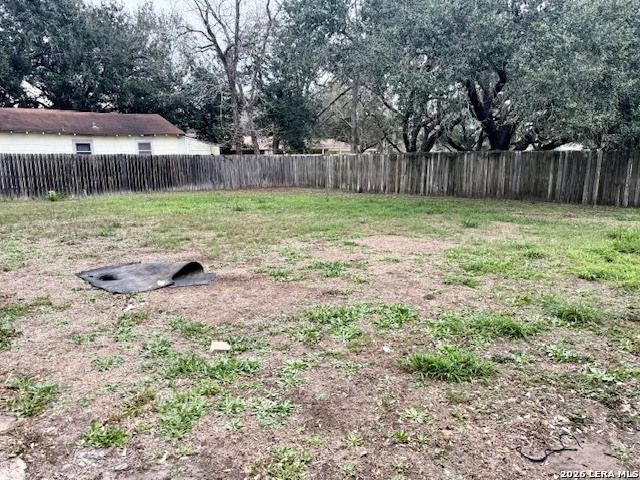 906 jefferson, Beeville, TX 78102