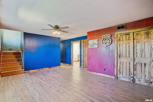 1374 290TH Avenue, Charlotte, IA 52731