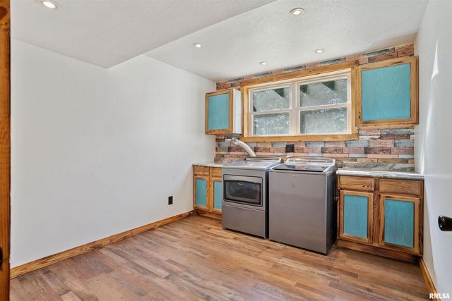 1374 290TH Avenue, Charlotte, IA 52731