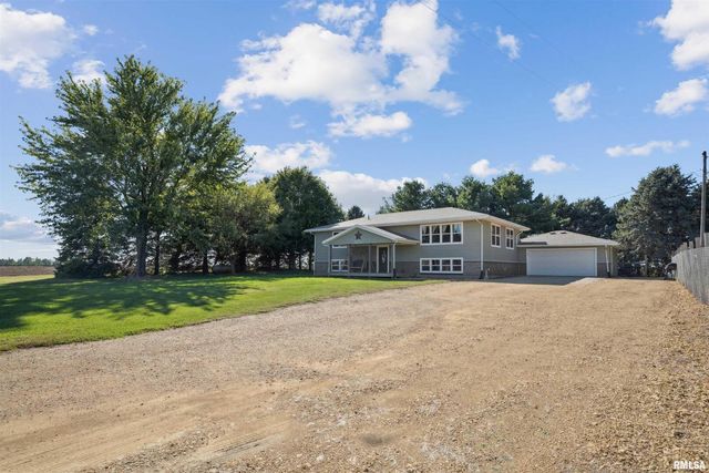 1374 290TH Avenue, Charlotte, IA 52731