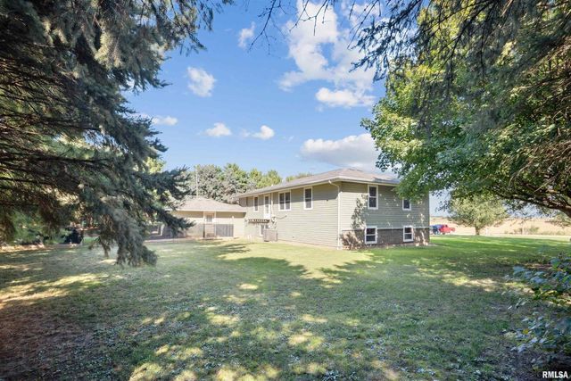 1374 290TH Avenue, Charlotte, IA 52731