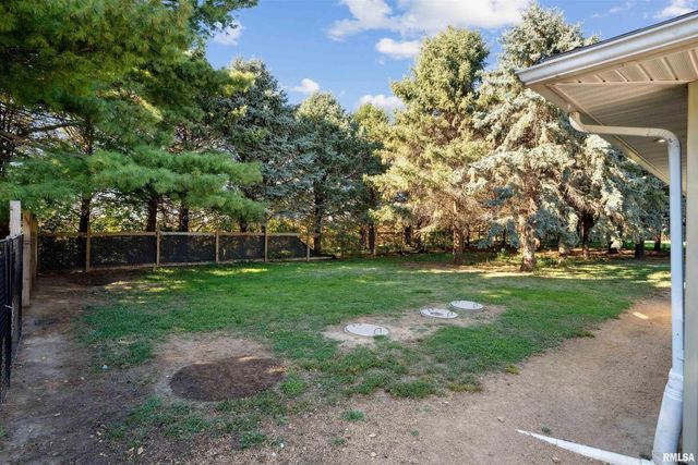 1374 290TH Avenue, Charlotte, IA 52731