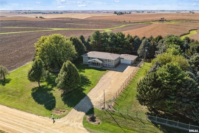 1374 290TH Avenue, Charlotte, IA 52731