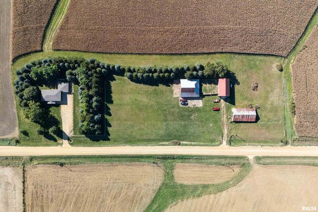 1374 290TH Avenue, Charlotte, IA 52731