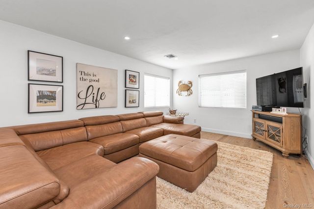 804 E Chester Street, Long Beach, NY 11561