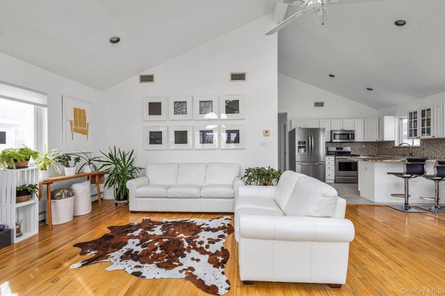 804 E Chester Street, Long Beach, NY 11561