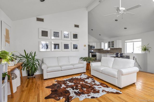 804 E Chester Street, Long Beach, NY 11561