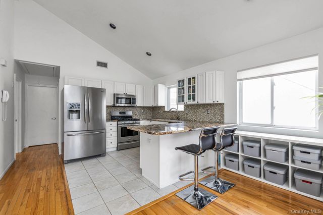 804 E Chester Street, Long Beach, NY 11561