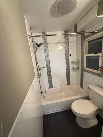 2888 Faber Terrace, Far Rockaway, NY 11691