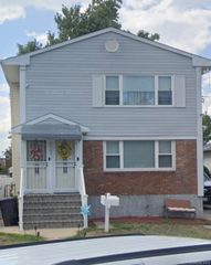 2888 Faber Terrace, Far Rockaway, NY 11691
