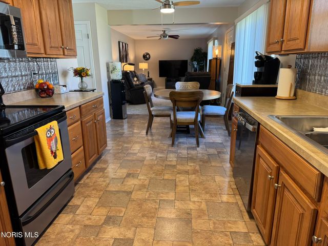 4936 Fleet Road, Toledo, OH 43615