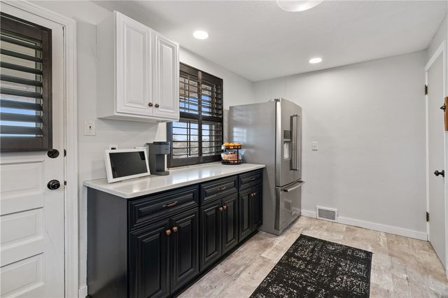 230 W Schwab Avenue, Munhall, PA 15120