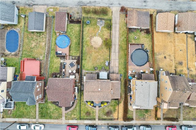 230 W Schwab Avenue, Munhall, PA 15120