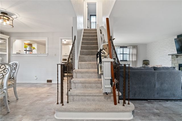 230 W Schwab Avenue, Munhall, PA 15120