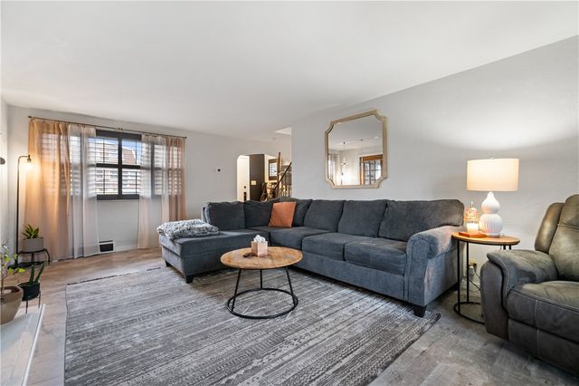 230 W Schwab Avenue, Munhall, PA 15120