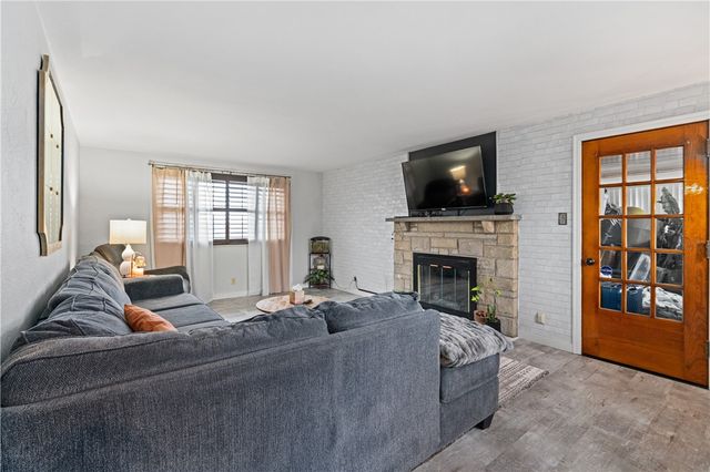 230 W Schwab Avenue, Munhall, PA 15120