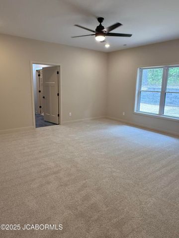 2017 GRAND POINT COURT, Jefferson City, MO 65109