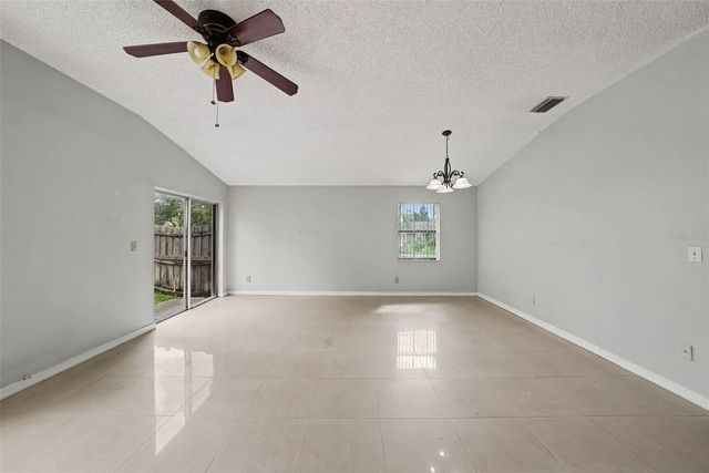 888 FRANKLIN CIRCLE, Palm Harbor, FL 34683