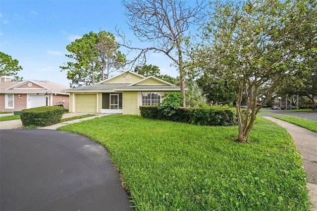 888 FRANKLIN CIRCLE, Palm Harbor, FL 34683