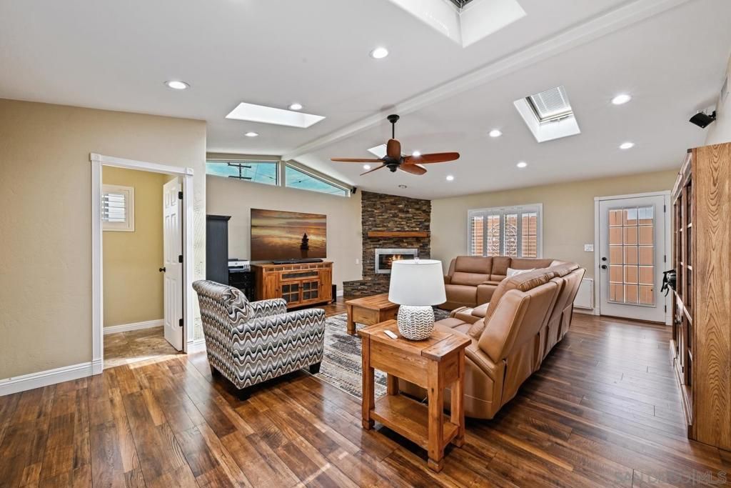 950 Spinel, El Cajon, CA 92021 — photo 4