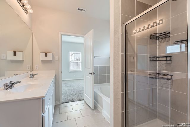13536 Boothe Grv, San Antonio, TX 78254